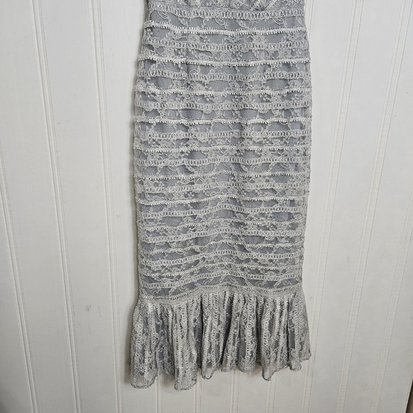 ASOS Lace Dress Off Shoulder Pencil Midi Form Fitting Ruffle Thin Straps Size 4 - Picture 4 of 10